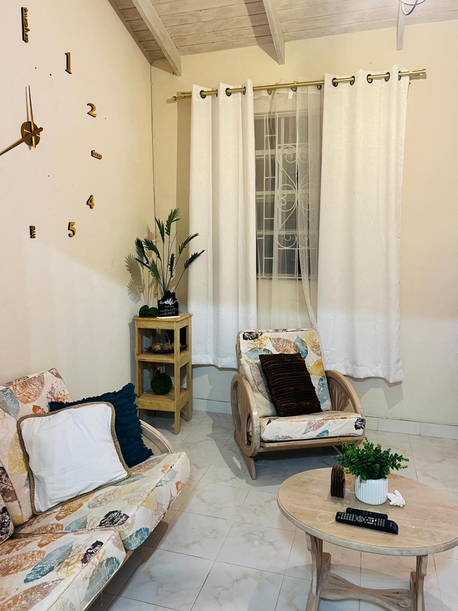 Entire Home - West Coast Barbados セントピーター エクステリア 写真